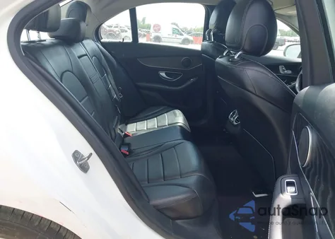 2016 Mercedes-Benz C 300 из США, поврежденный, VIN 55SWF4JB8GU177132